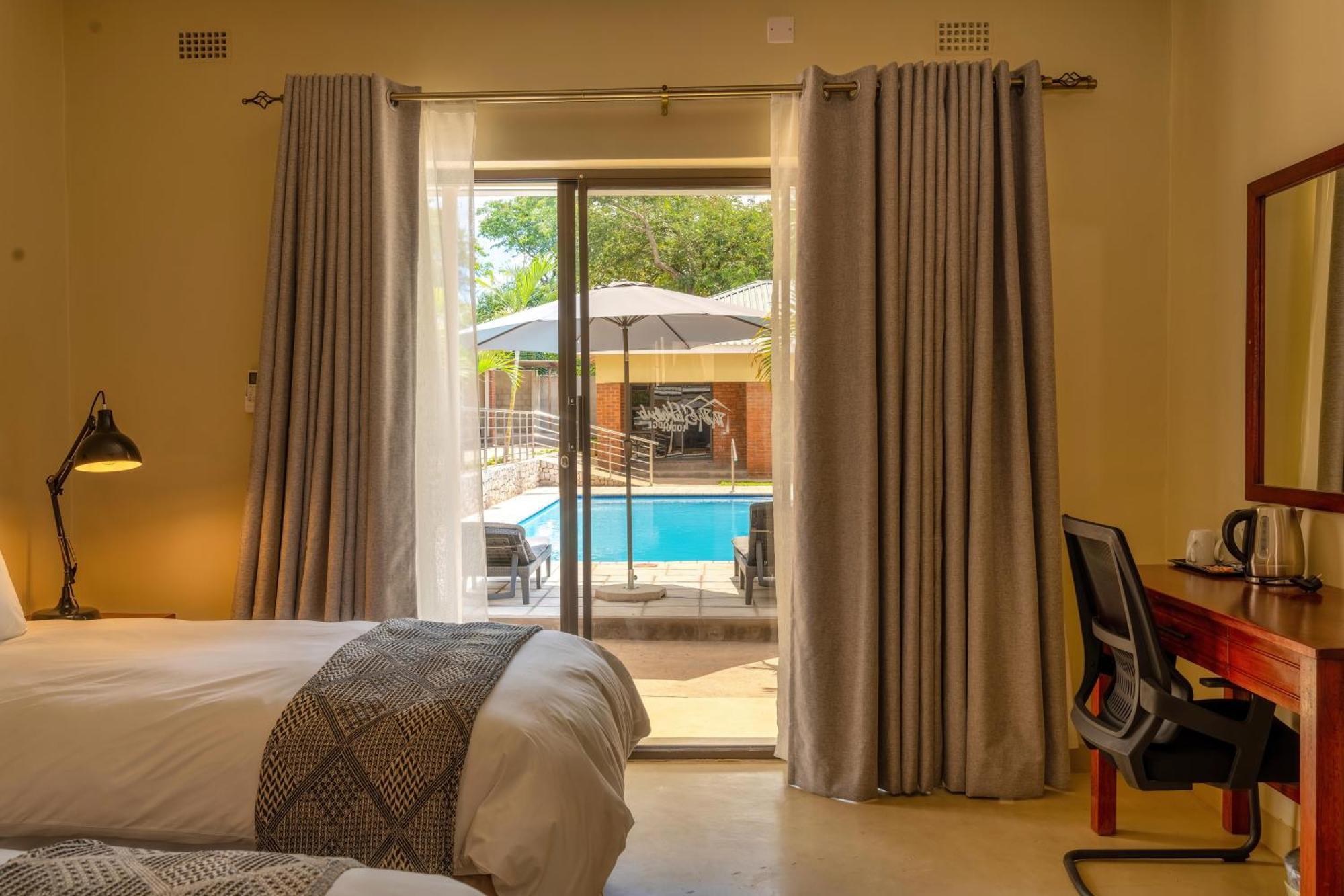 The Shrub Lodge Victoria Falls Luaran gambar